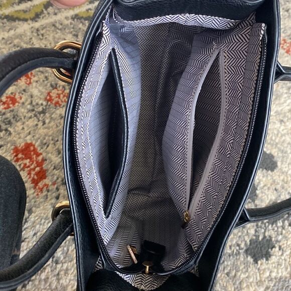 Minimalist Top Handle Structured Bag Black - Picture 4 of 7